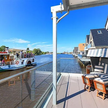 Seeperle Meerleben Hotel en barco